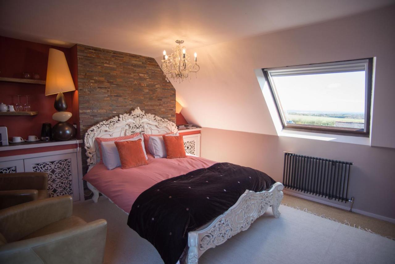 Birdsong Cottage Bed And Breakfast 챗힐 외부 사진