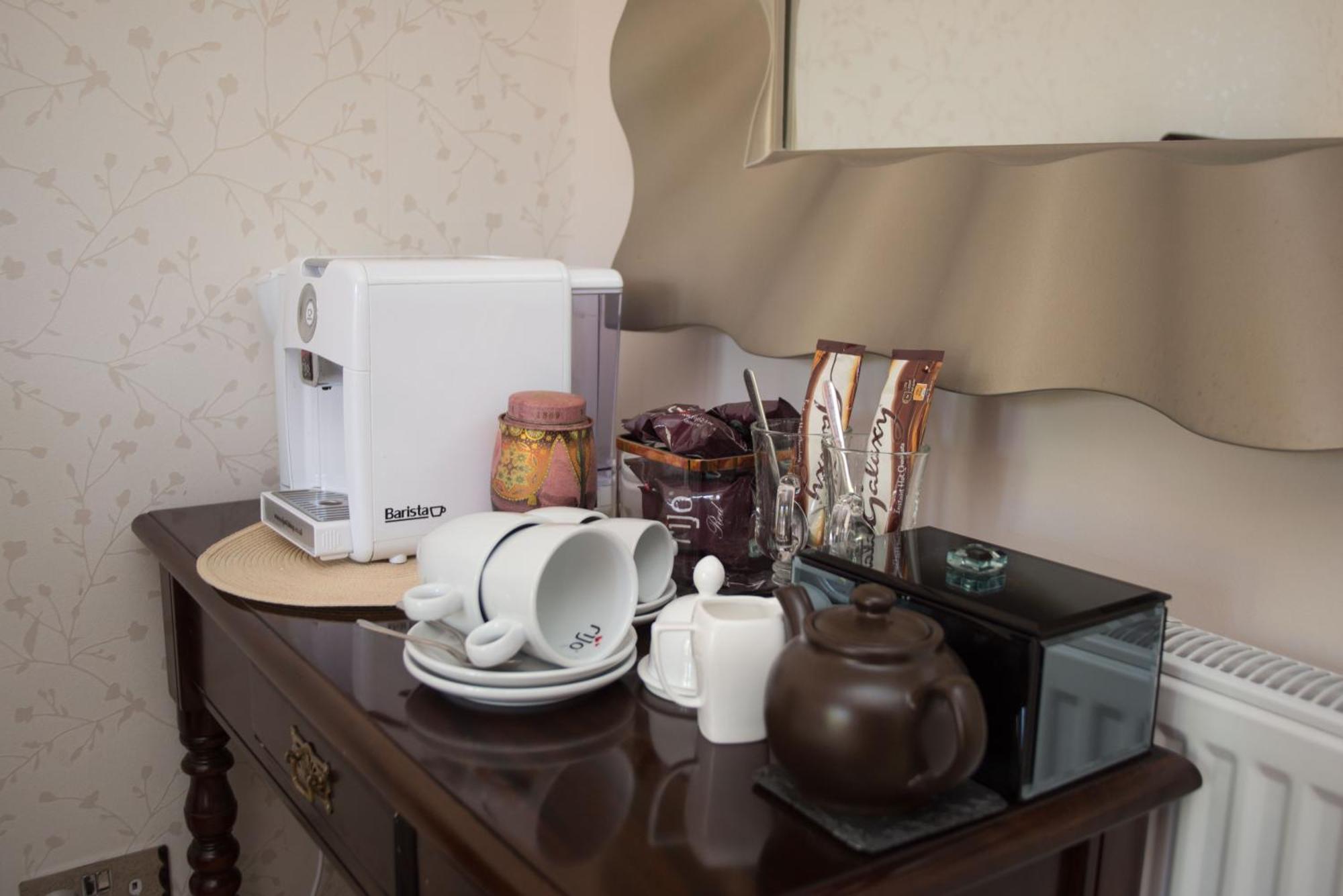 Birdsong Cottage Bed And Breakfast 챗힐 외부 사진