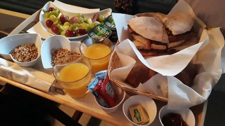 Birdsong Cottage Bed And Breakfast 챗힐 외부 사진